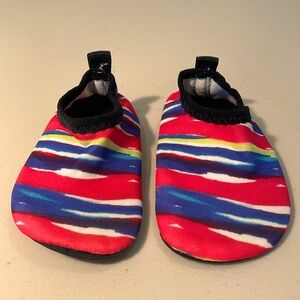 NWT Water Shoes Multicolored 6-12 months